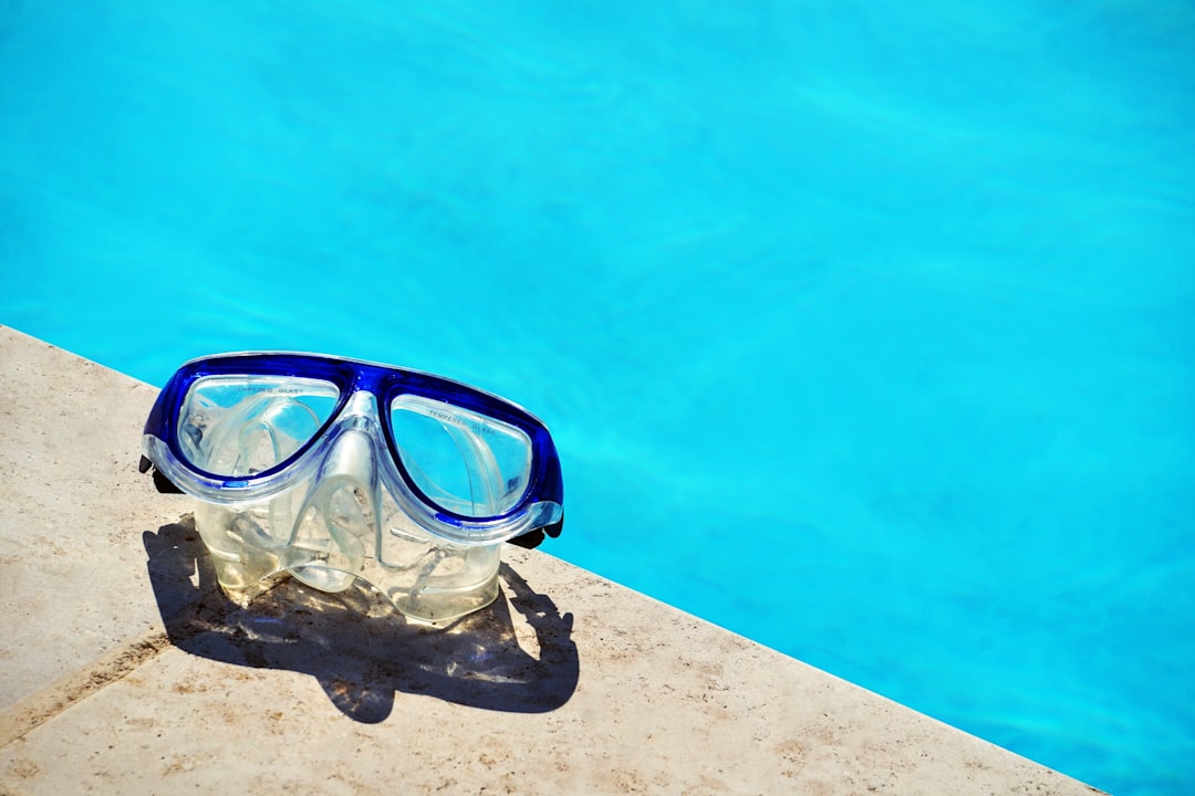 calm scuba pool