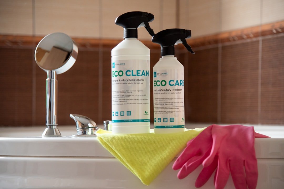 How to clean scuba regulator at home after diving