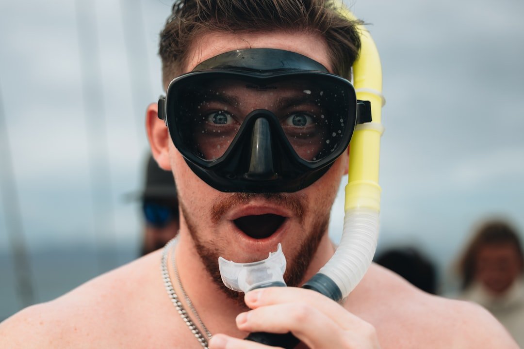 diving mask with strap detail