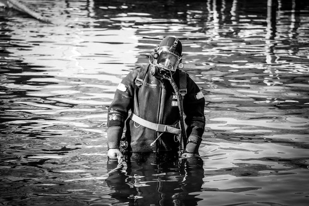 emergency dive rescue kit
