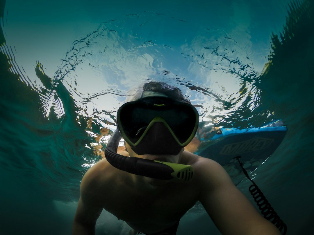 scuba dive mask